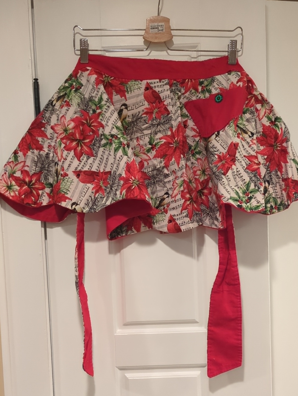 🩷 Reversible Holiday Cardinal Poinsettia Apron
